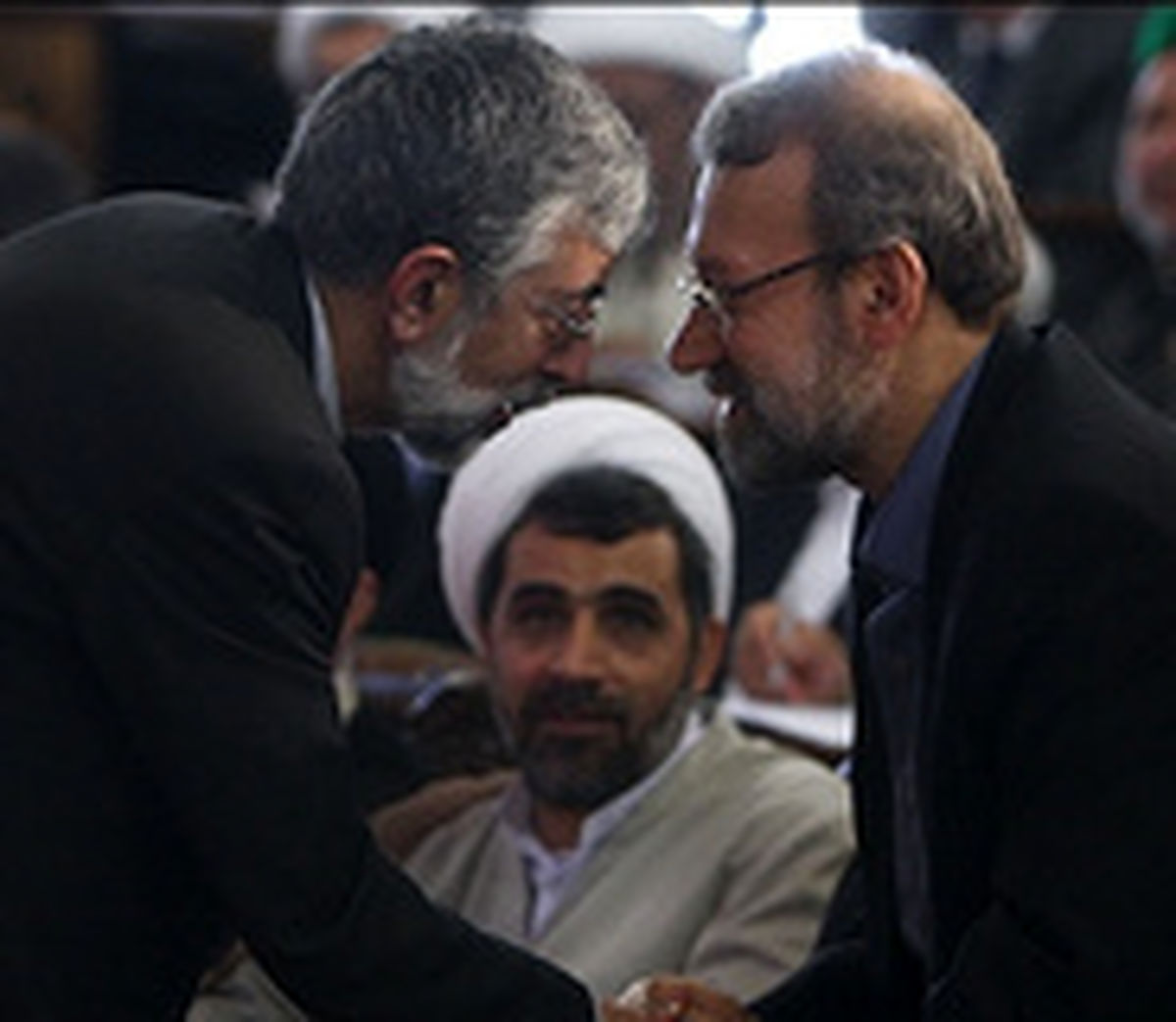 وزن‌کشی لاریجانی و حداد در زمین روحانی!