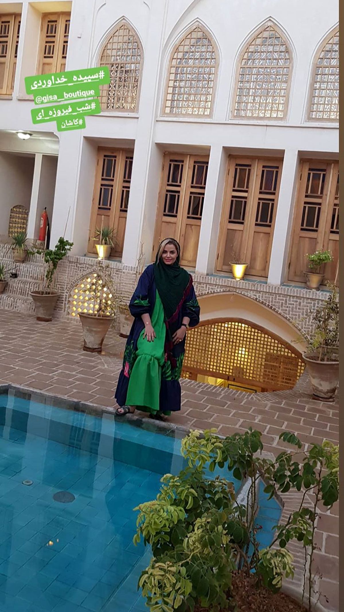 سپیده خداوردی در عمارتی قدیمی + عکس