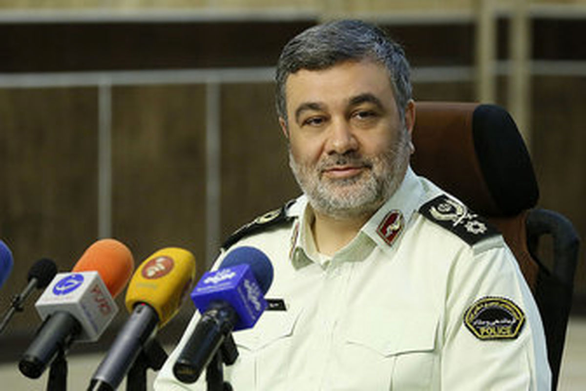 مدارک زائران توسط تبلت‌های هوشمند پلیس کنترل می شود