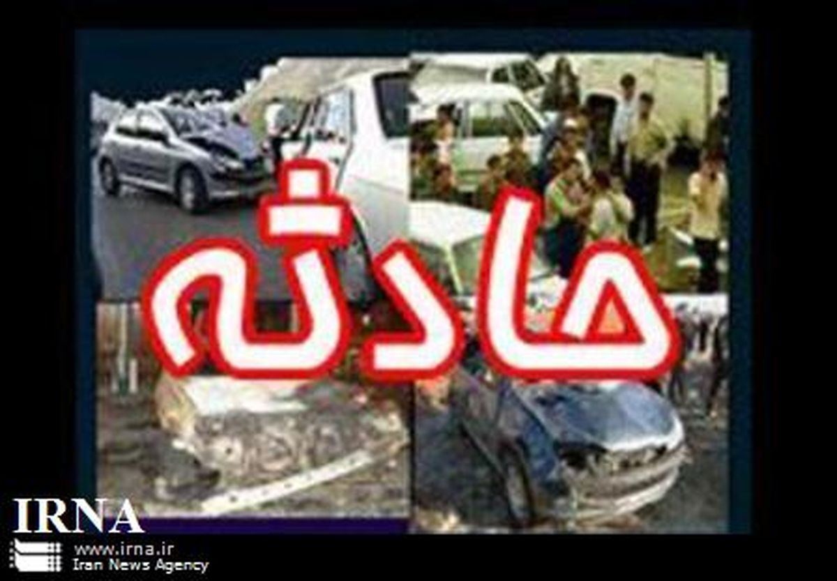 مرگ راننده کامیون در اثر برخورد با تیربرق