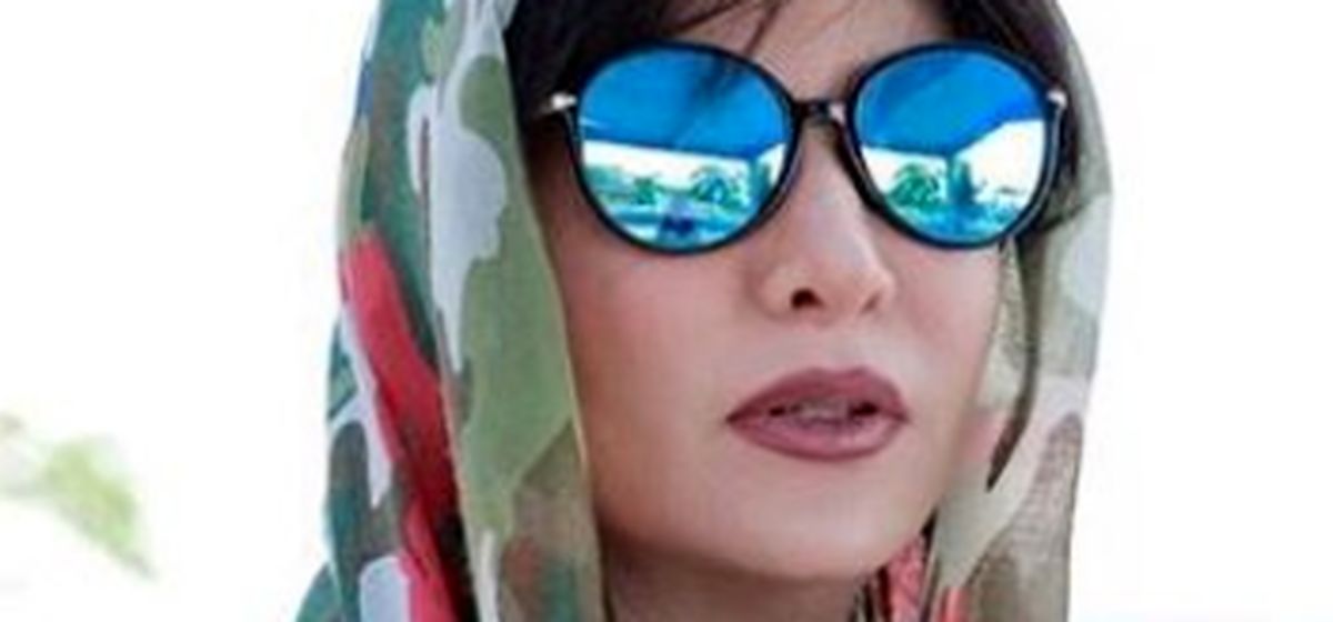 چشم انتظاری فقیهه سلطانی با عینک خاصش 