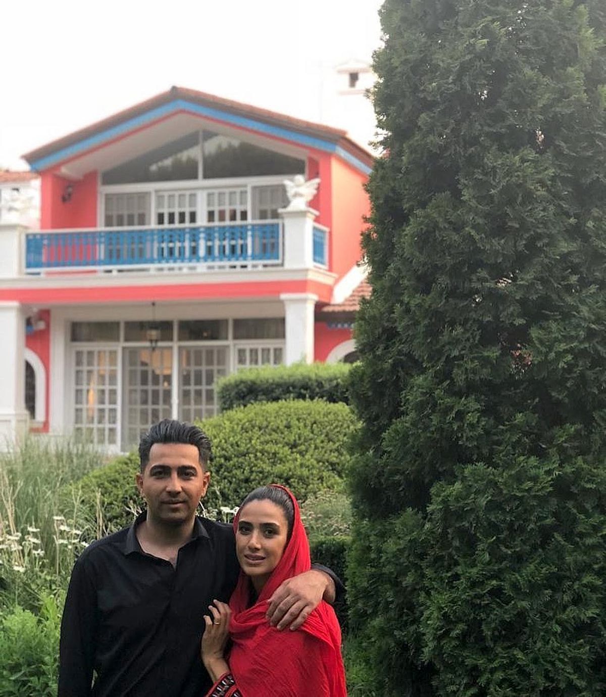 عکس داماد سریال دلدادگان همراه با همسرش