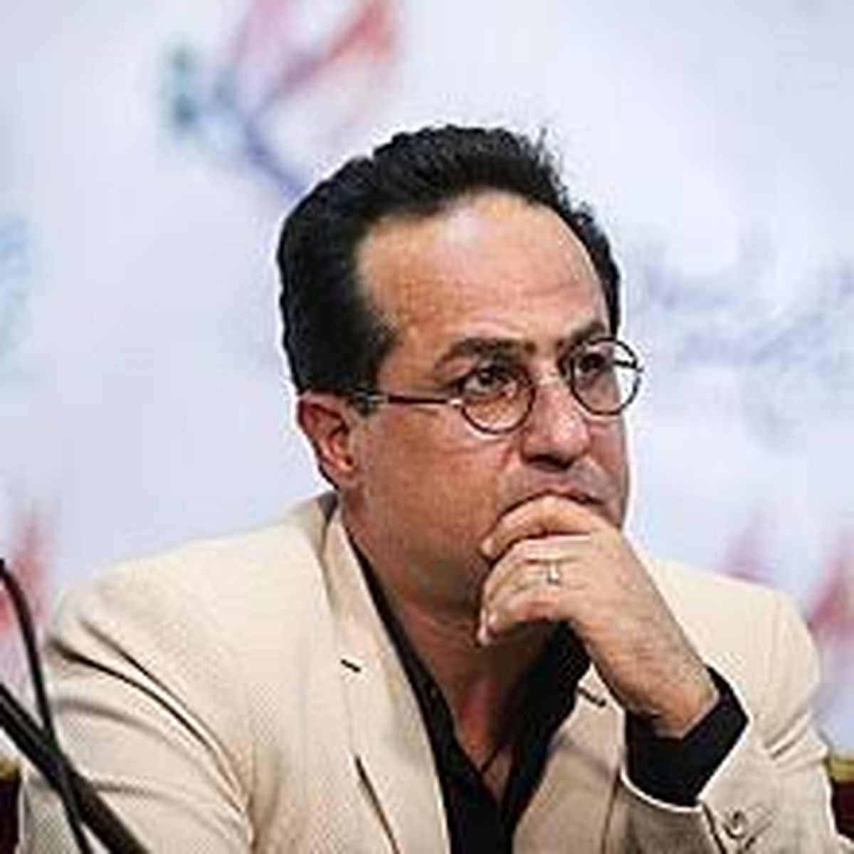 انتقاد آقای بازیگر به عدالت در «عصر جدید»