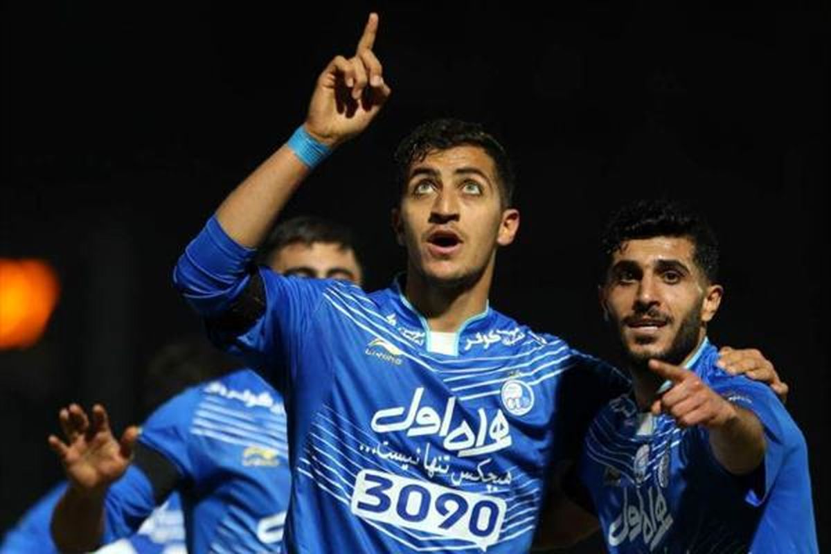 پیشنهاد نجومی استقلال برای حفظ مدافع ملی پوش!