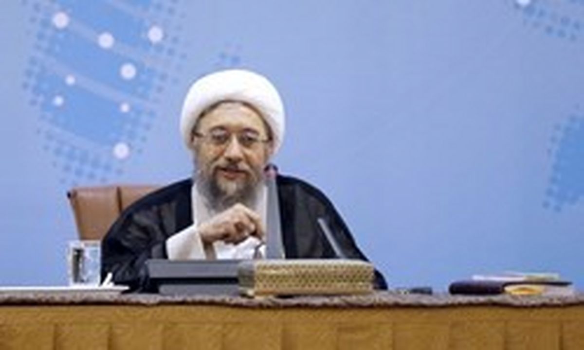 آملی لاریجانی: ۱۲۰ متهم مفاسد اقتصادی اخیر در بازداشت هستند