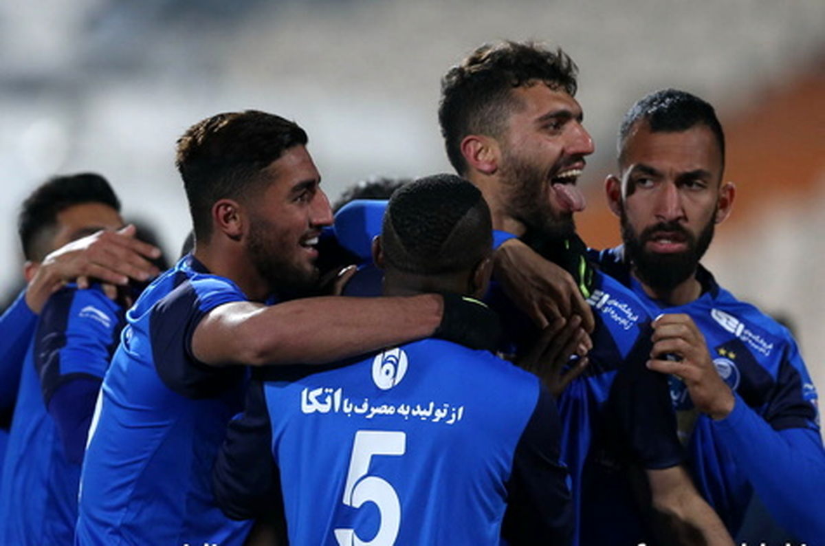 مدافع استقلال: هم‌گروهی‌های ما در آسیا از استقلال می‌ترسند