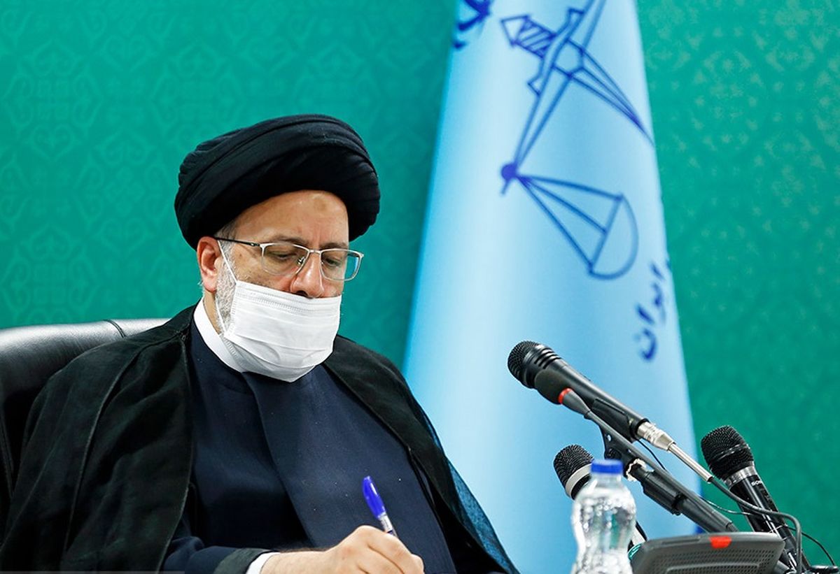 آیت‌الله رئیسی «سند امنیت قضایی» را ابلاغ کرد