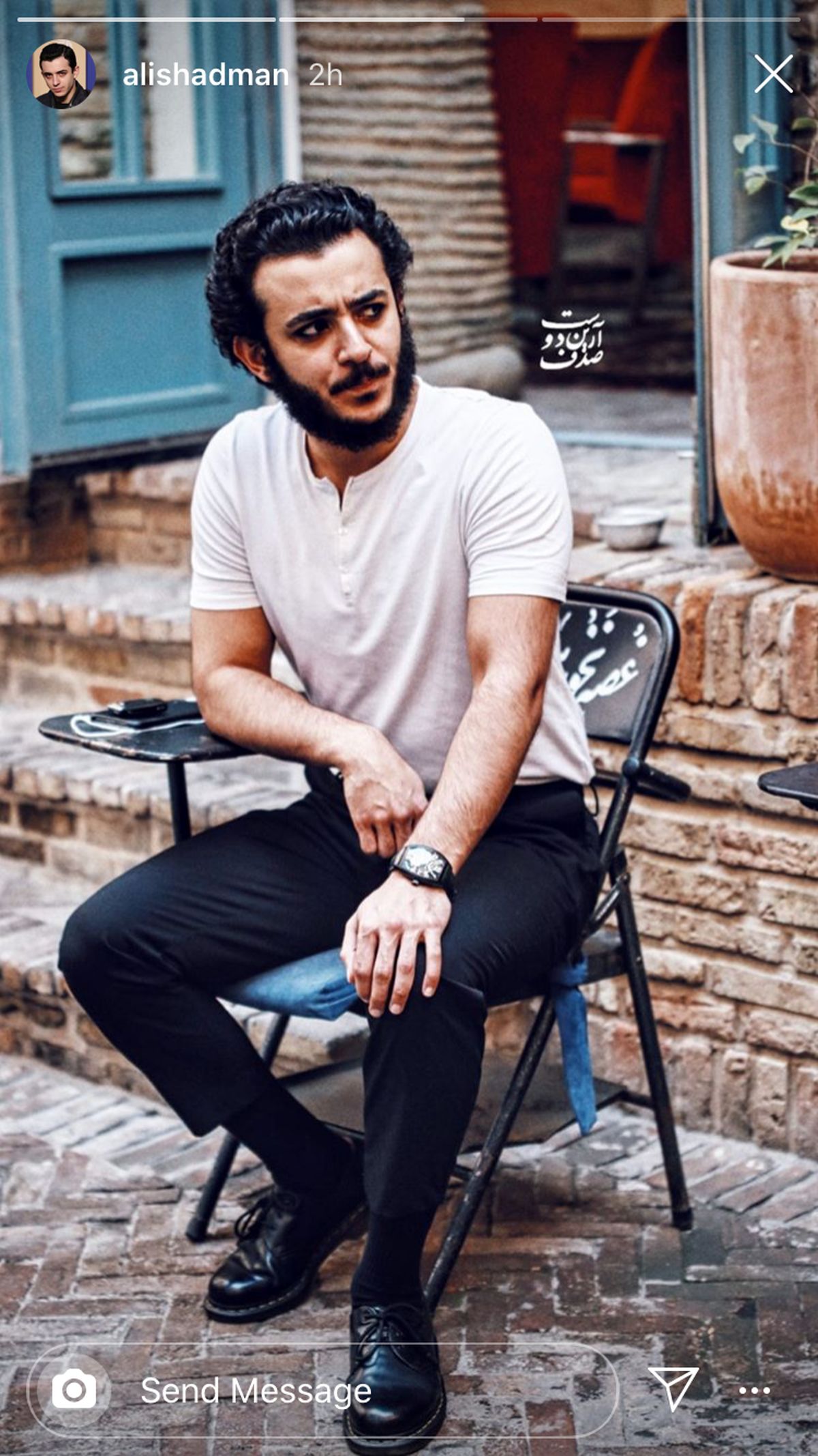 ظاهر انقلابی علی شادمان + عکس