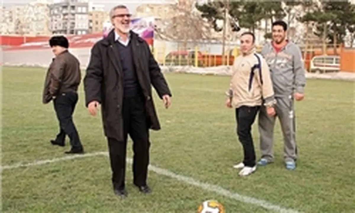 شرح عملکرد ۲۸ ماهه رویانیان