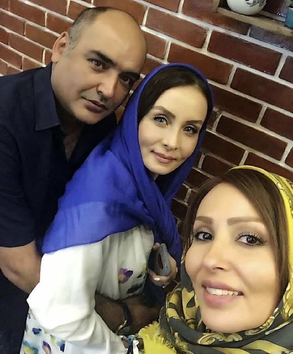 پرستو صالحی در کنار زوج مشهور + عکس