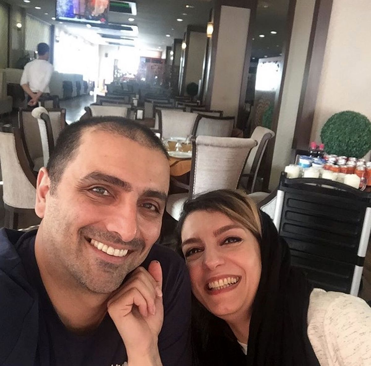 امین زندگانی و همسرش در هتل + عکس