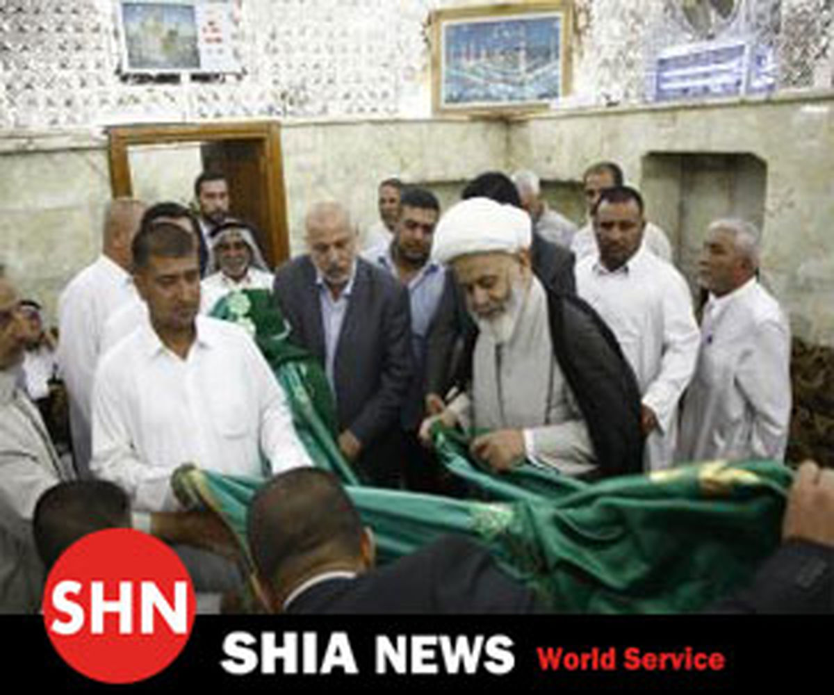 پرچم گنبد امیرالمؤمنین بر فراز گنبد حضرت زینب (س)