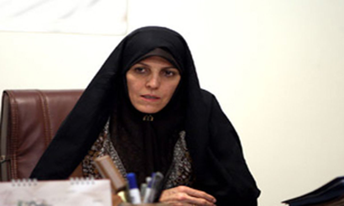 پیگیری مباحث و برنامه هایی که به نفع زنان است