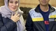 آشا محرابی در کنار یکی از هوادارانش + عکس