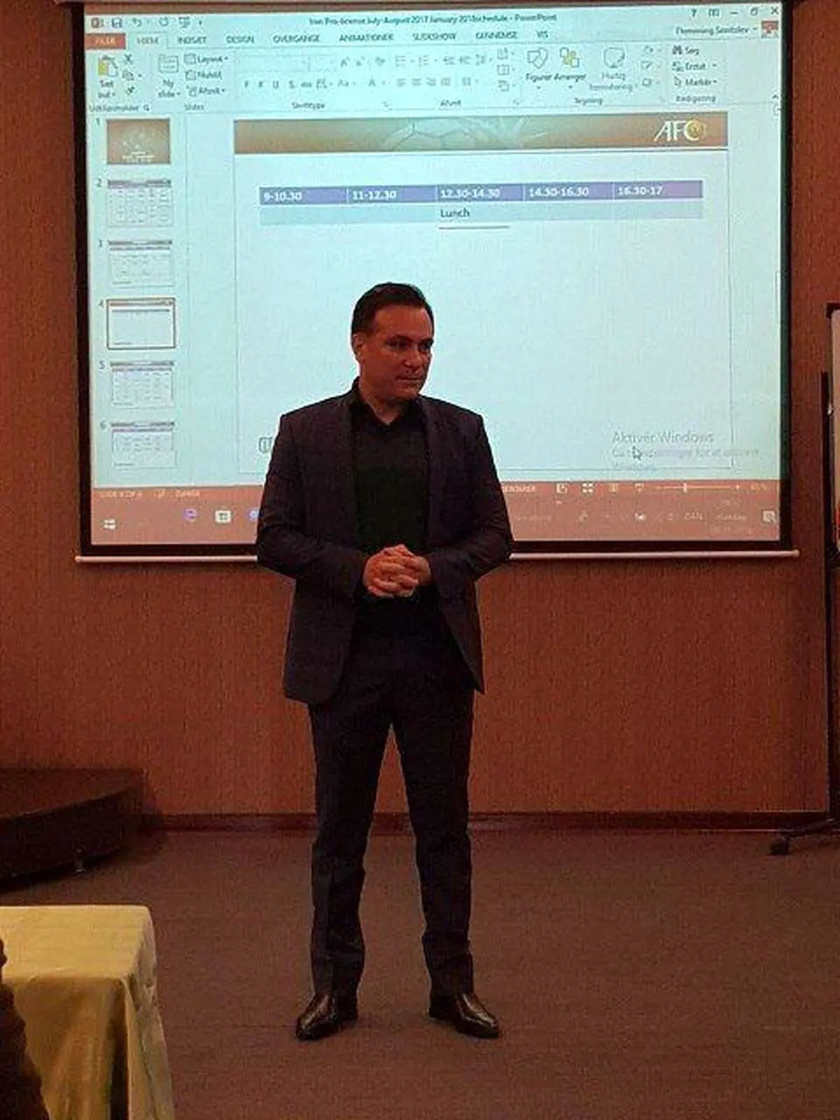 گل‎‌محمدی و صالح در کلاس مربیگری حرفه‌ای (عکس)