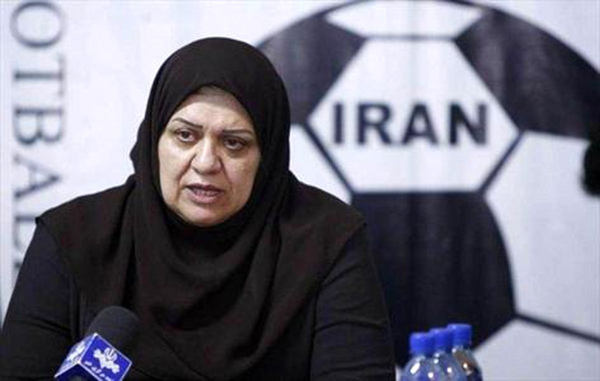 وزیر ورزش یکی مثل برانکو برای استقلال بیاورد