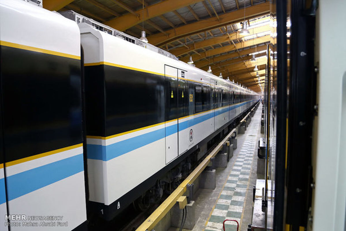 مترو در اولویت توسعه حمل و نقل عمومی/ مسیر های مناسب احداثLRT