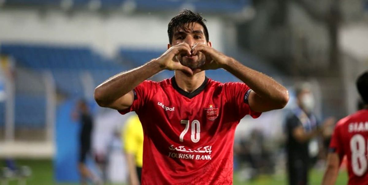 درگیری مغانلو با مدافع استقلال