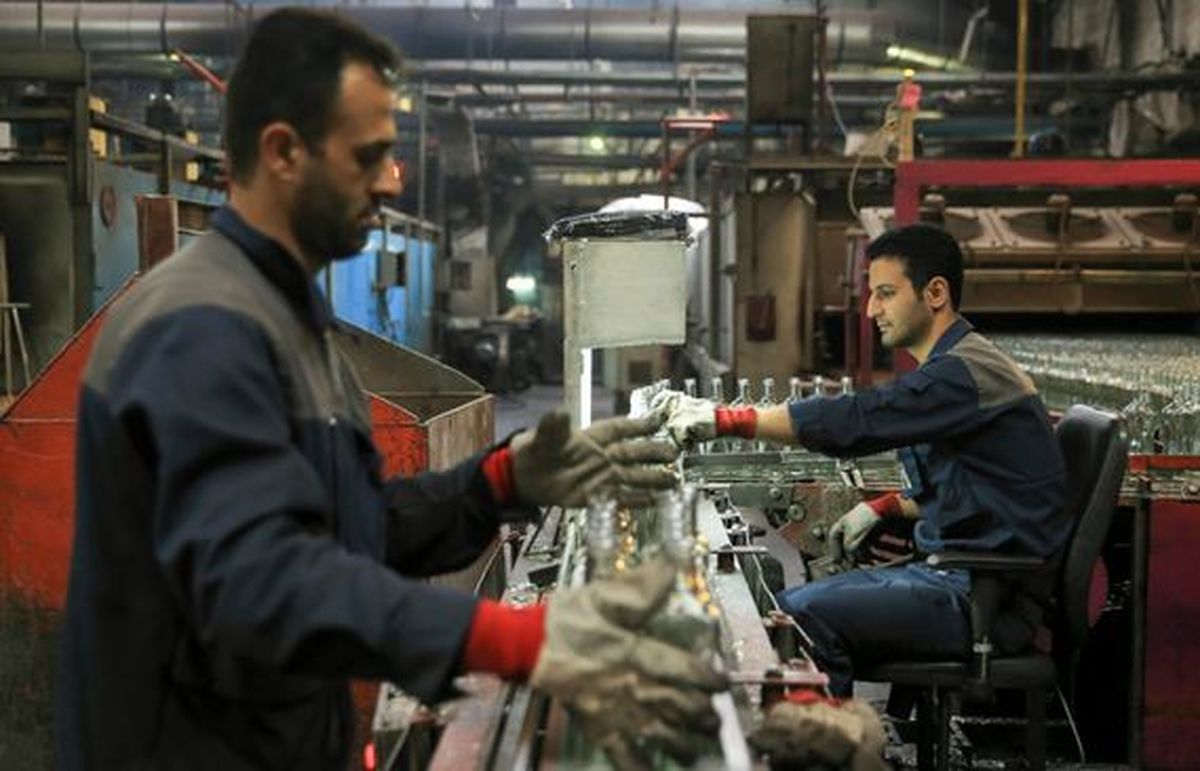 مطالبات معوق بانکها کابوس تلخ کارخانه‌ها !