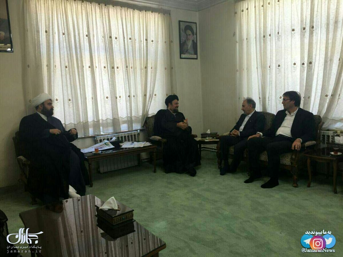 دیدار نجفی شهردار تهران با آیت الله سید حسن خمینى (عکس)