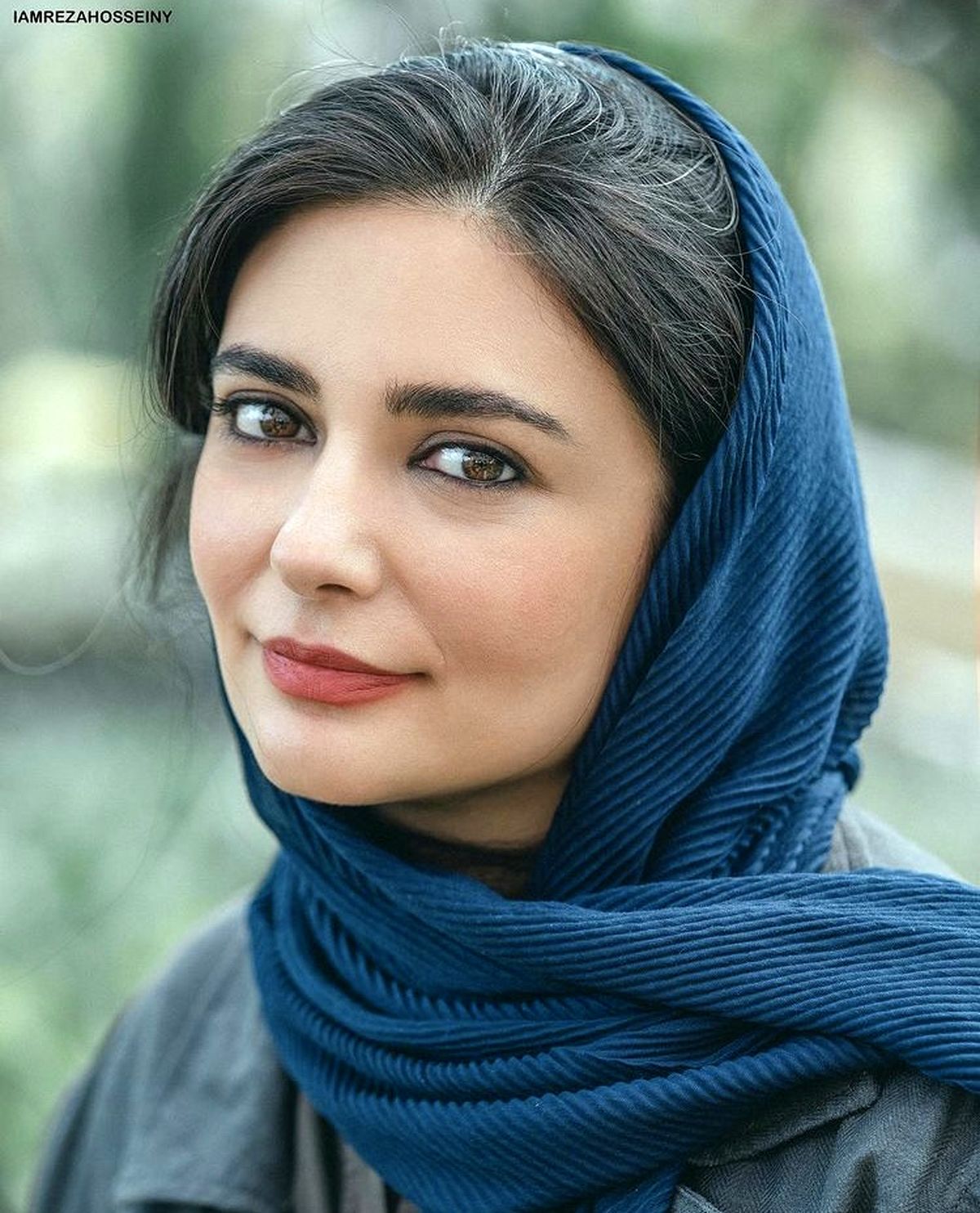 چهره ساده لیندا کیانی + عکس