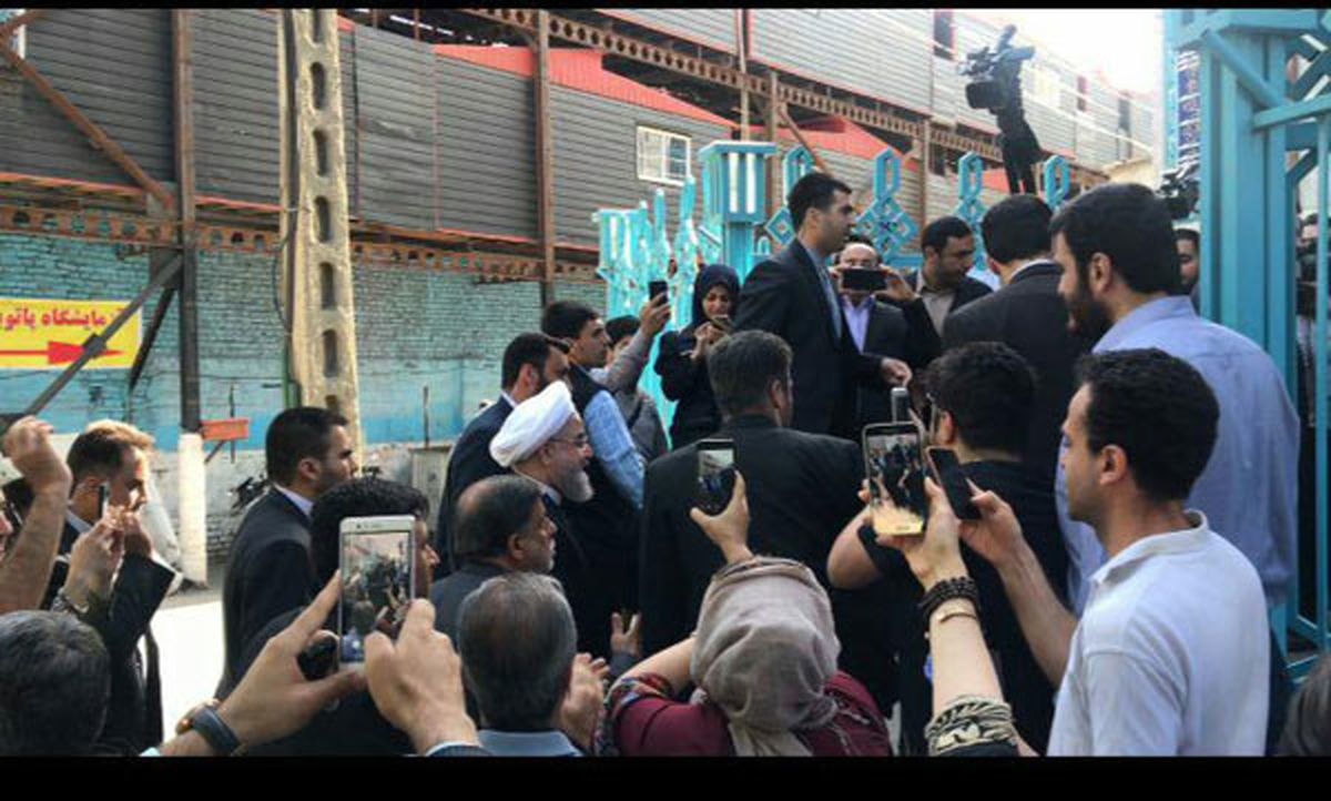 حسن روحانی در حسینیه ارشاد/عکس