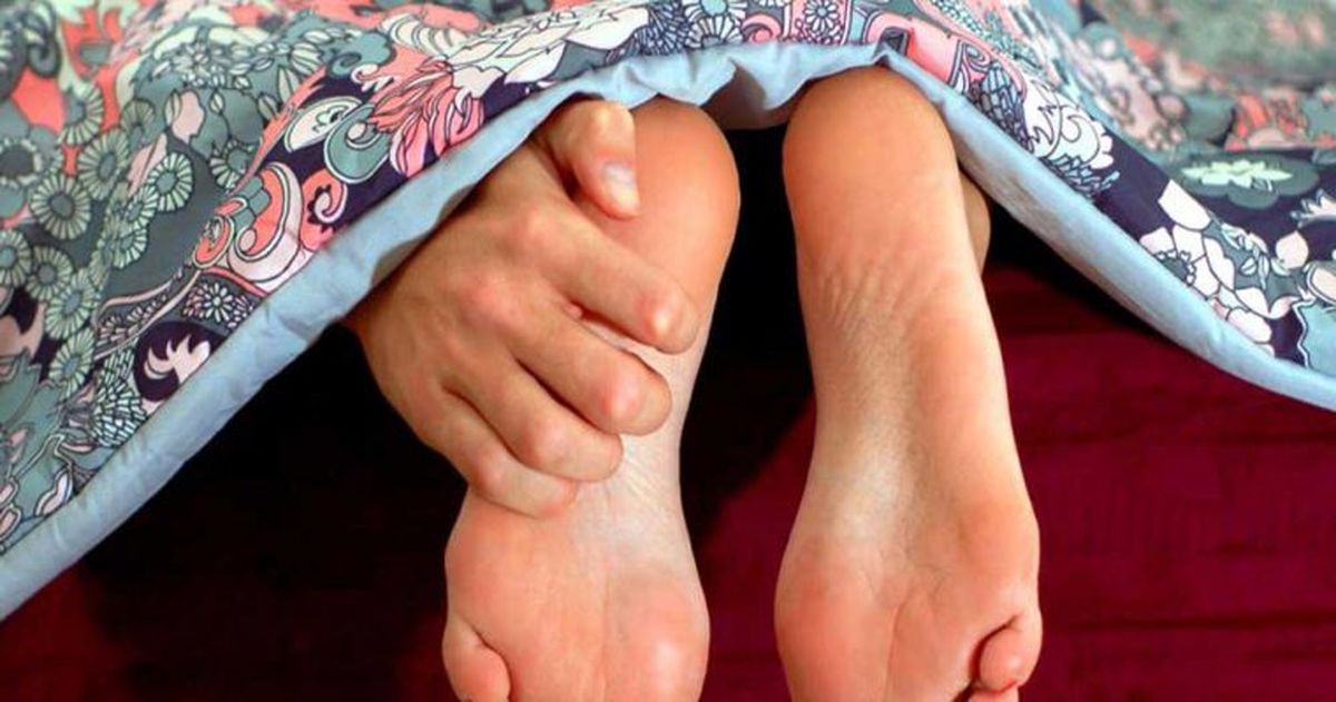 خارش شدید پوست هنگام شب علامت چیست؟