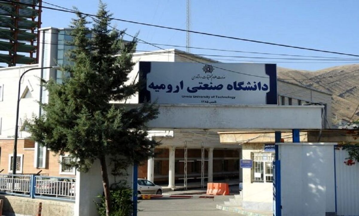 ضرب و شتم دانشجوی دانشگاه صنعتی ارومیه توسط راننده سرویس !| راننده خاطی اخراج شد