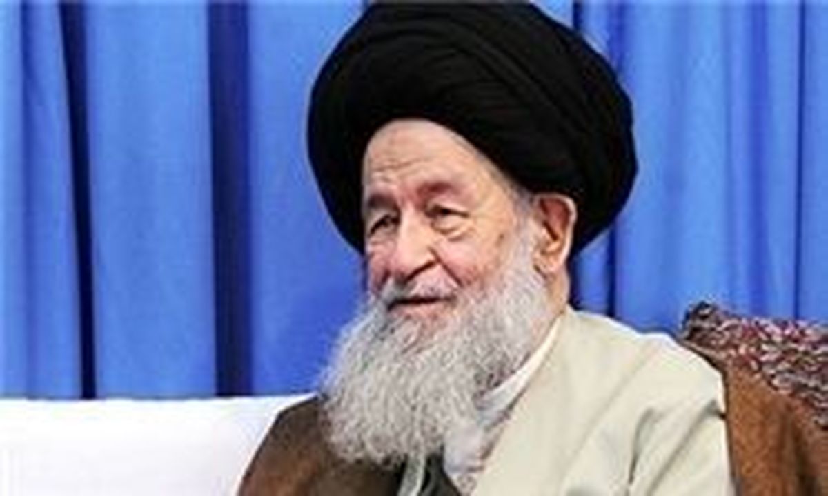 اجازه بی بند و باری در قم داده نشود