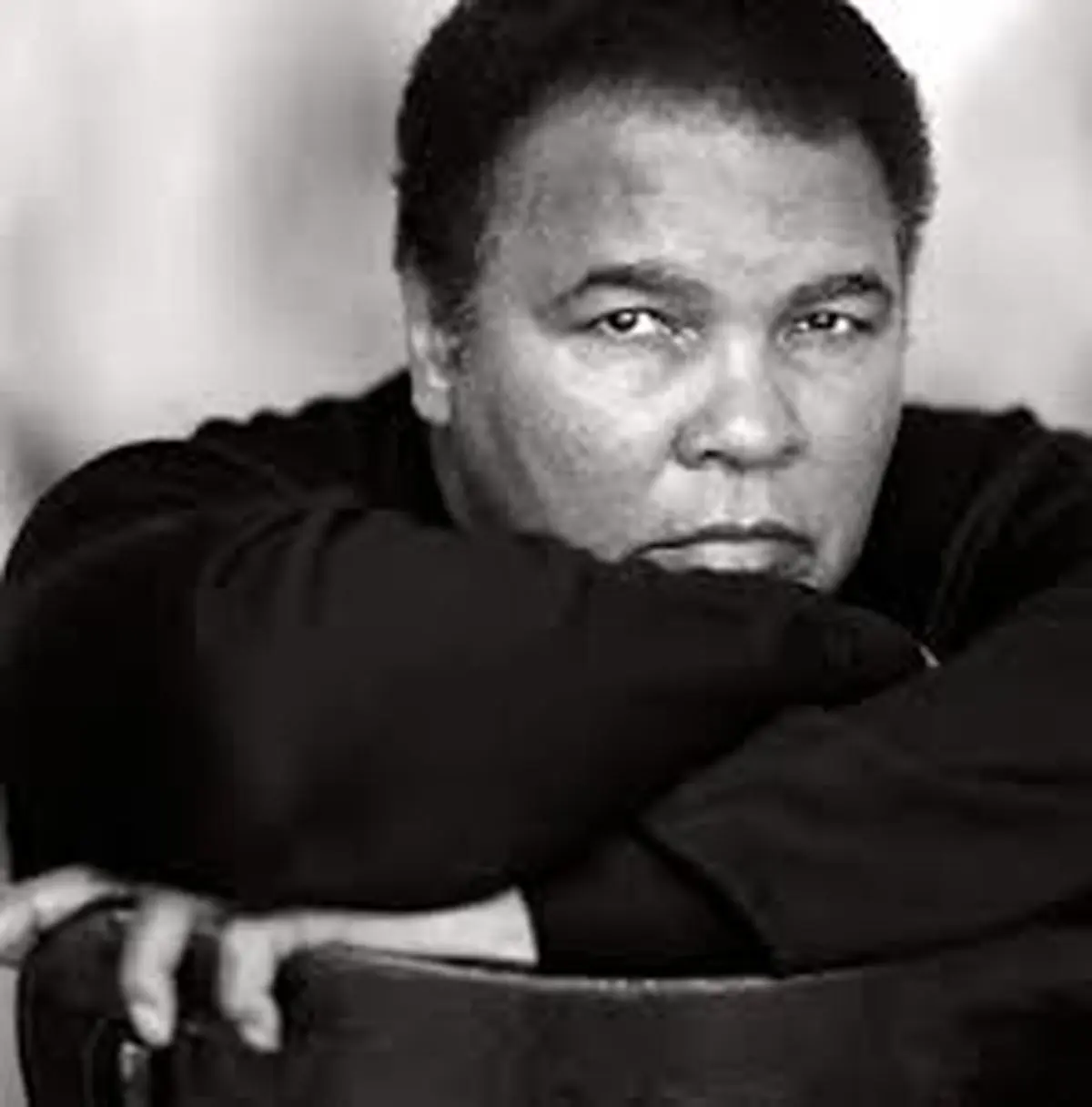 محمد علی در بیمارستان بستری شد 