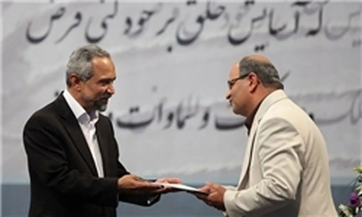رئیس سازمان نظام پزشکی حکم خود را دریافت کرد