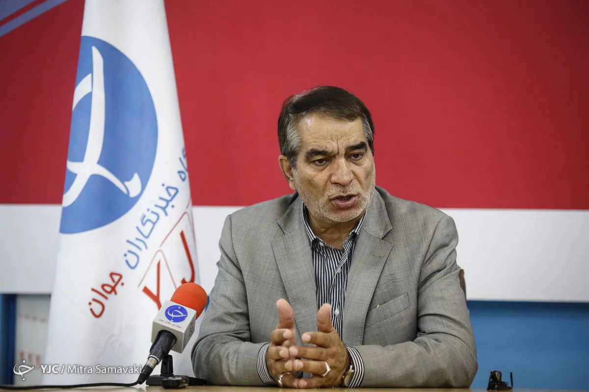 واکنش کوهکن در مورد تجارت پسرش در آمریکا