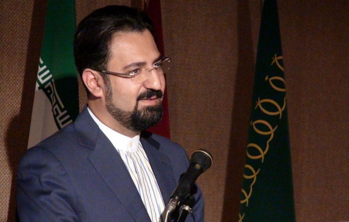 معاون وزیر گواهینامه درجه یک هنری خود را پس داد!