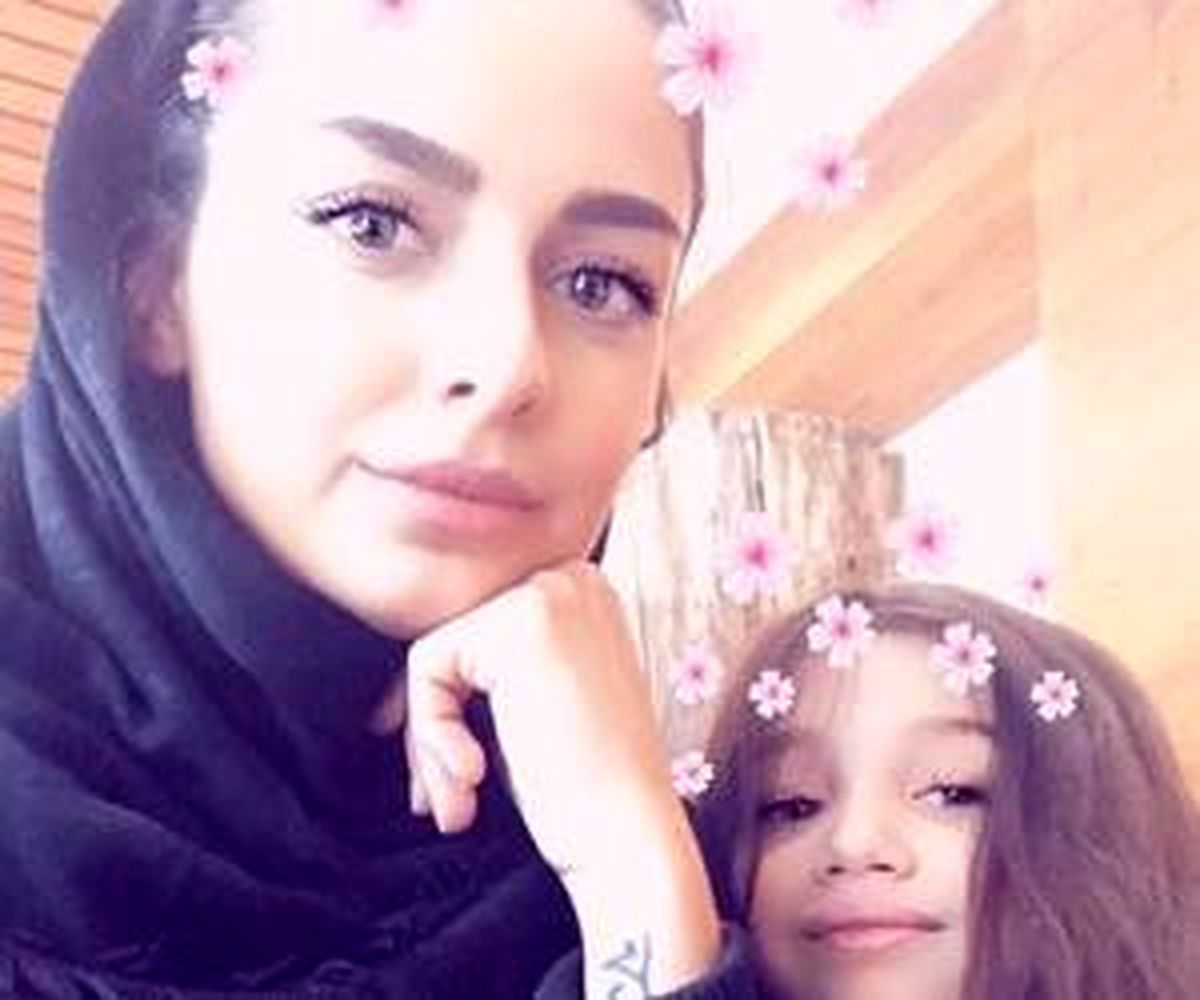 جشن تولد همسر بنیامین بهادری
