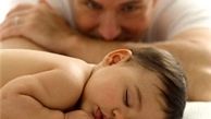 نوزاد ریفلاکسی را به پهلوی چپ بخوابانید