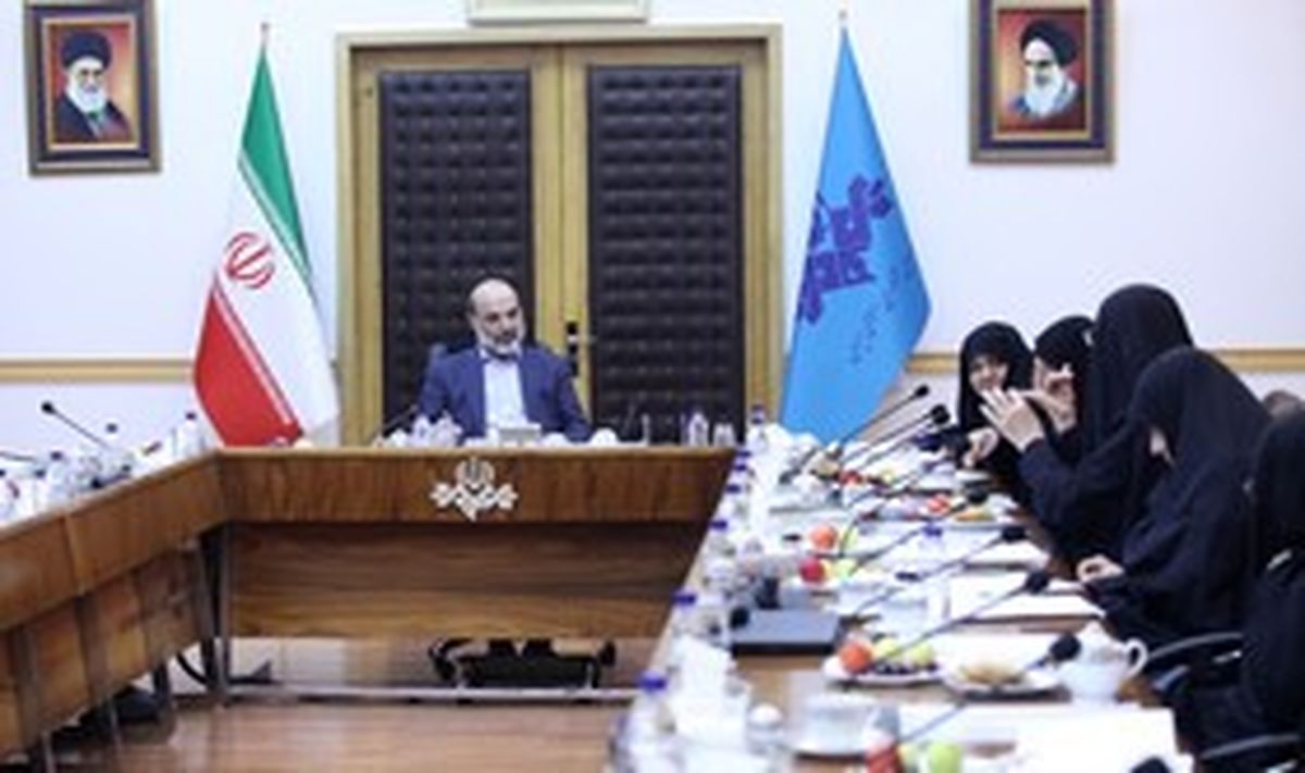 شرایط امروز کشور سخت‌تر از جنگ نظامی است