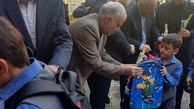  واکنش شجاع پوریان به هدیه عجیب افشانی به دانش آموزان 