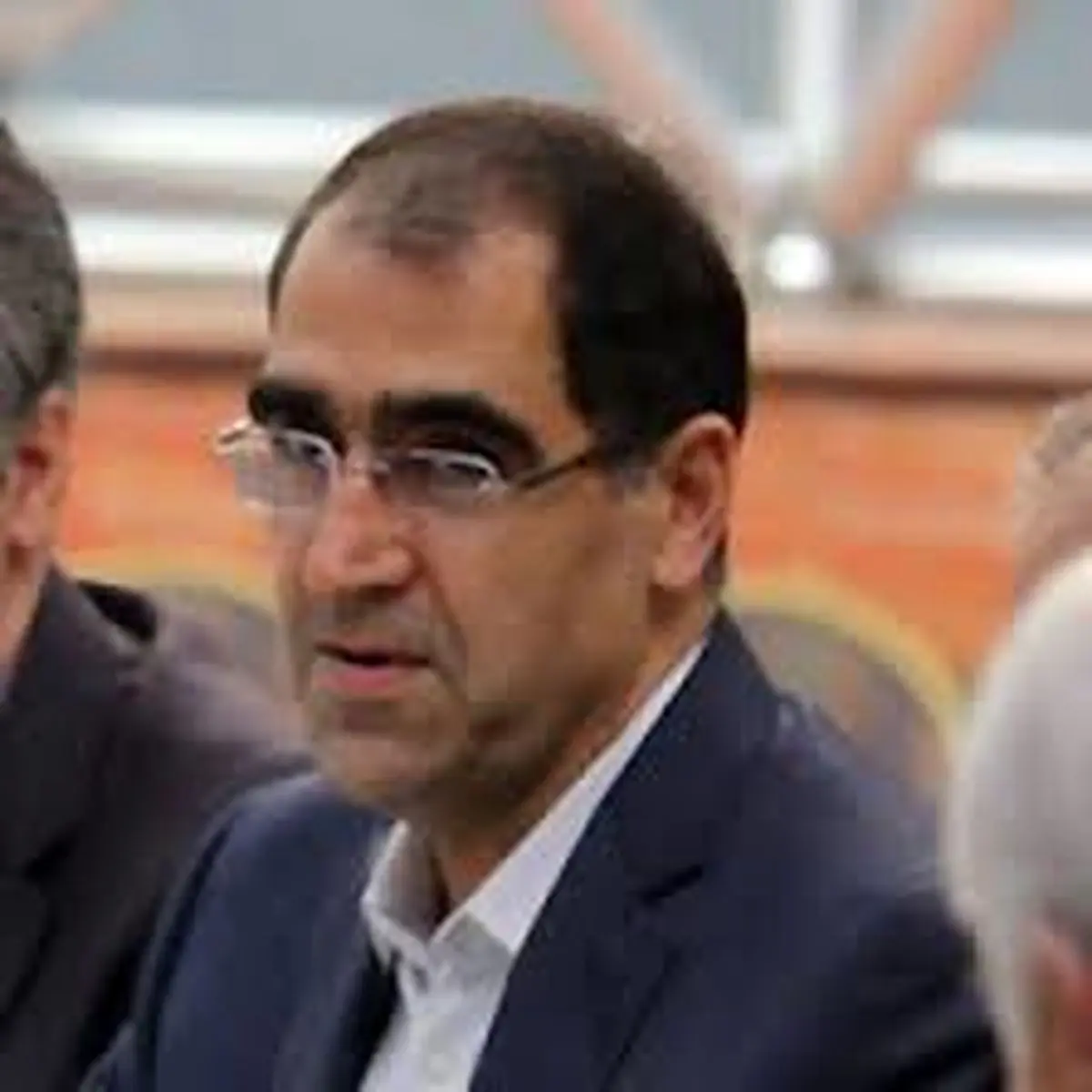 کار روابط عمومی تملق و تبلیغ آدم‌ها نیست