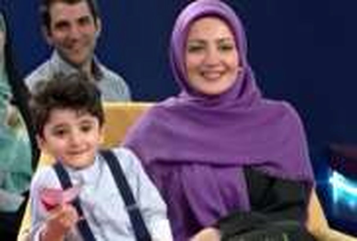 جناب خان شعر «مسافری از هند» را برای «شیلا خداداد» خواند+ فیلم