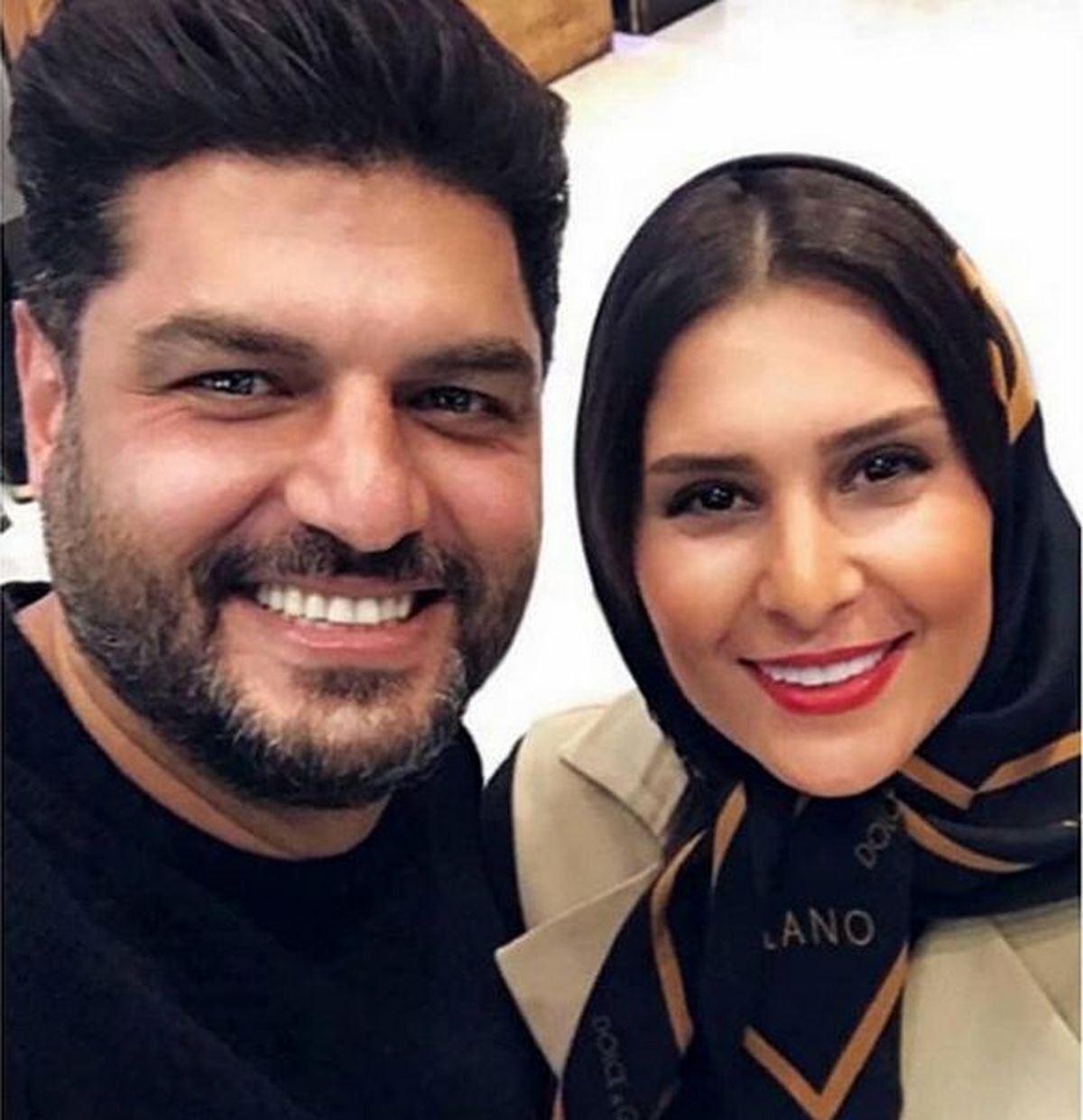 چهره خوشحال سام درخشانی در کنار همسرش + عکس