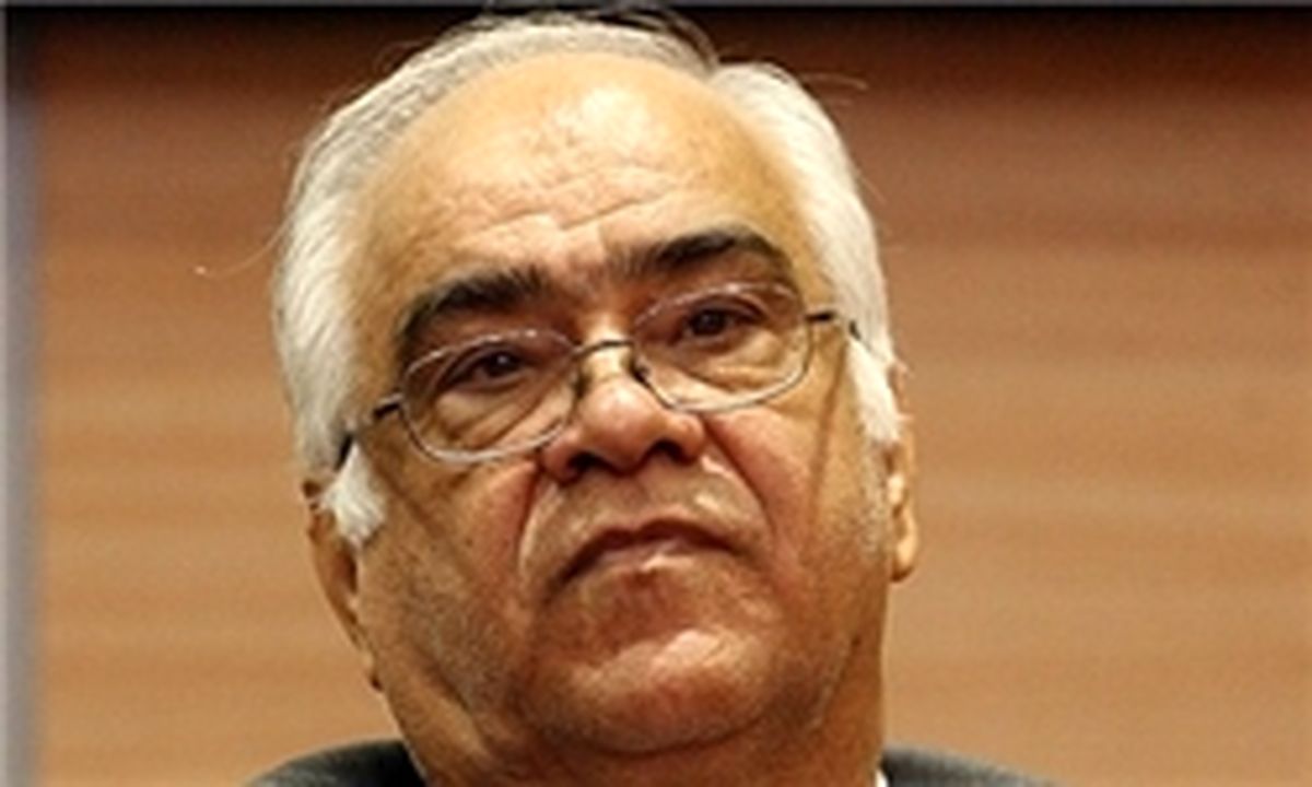غیاثی: کفاشیان با کناره‌گیری‌ام موافقت کرد