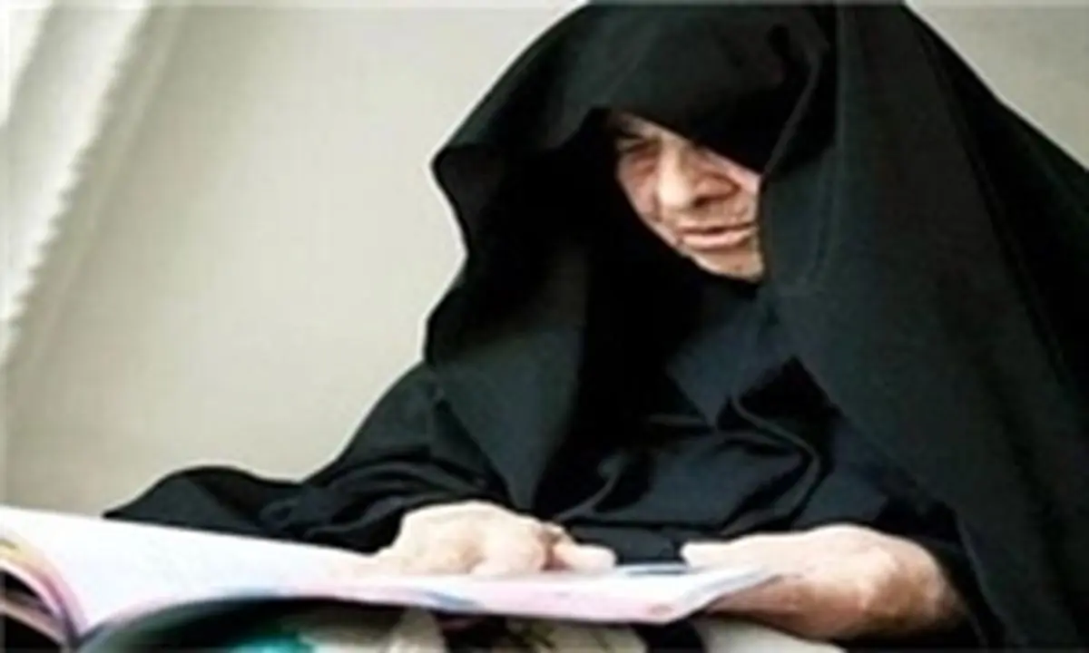 موسس اولین حوزه علمیه خواهران که بود؟
