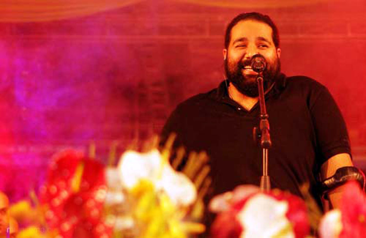 خاطره رضا صادقی از خوانندگی در پارک آزادگان