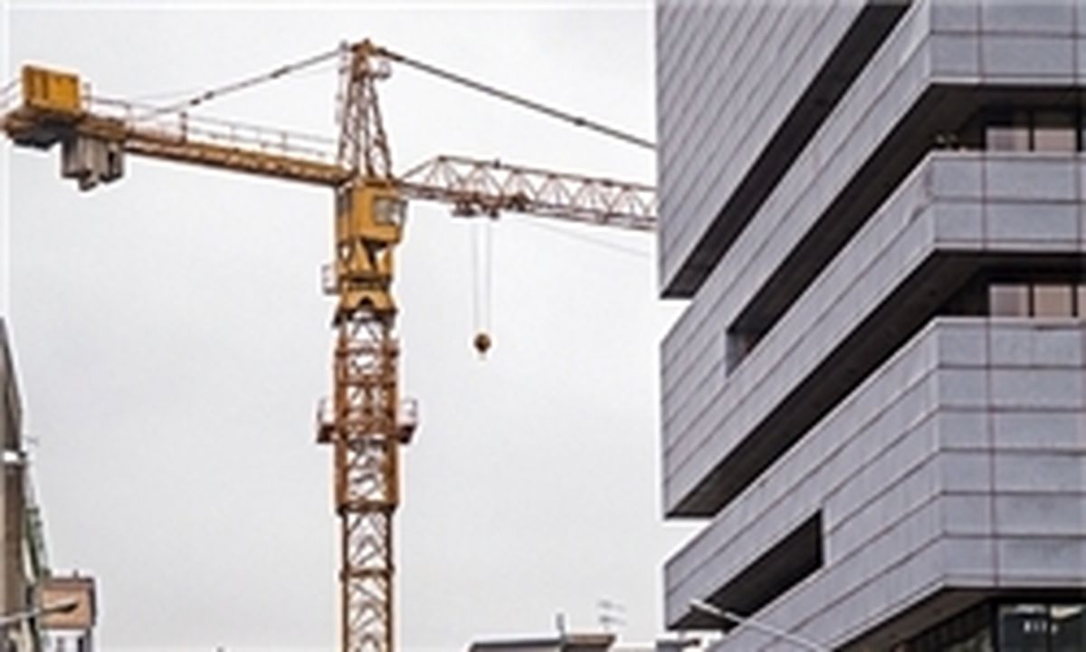 900 تاورکرین در شهر تهران فعال است/ 30 درصد گواهی دارد