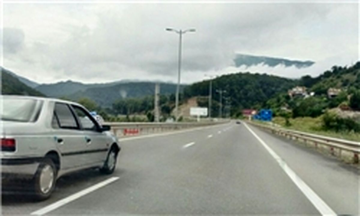 بارش برف و باران در برخی جاده‌ها‌