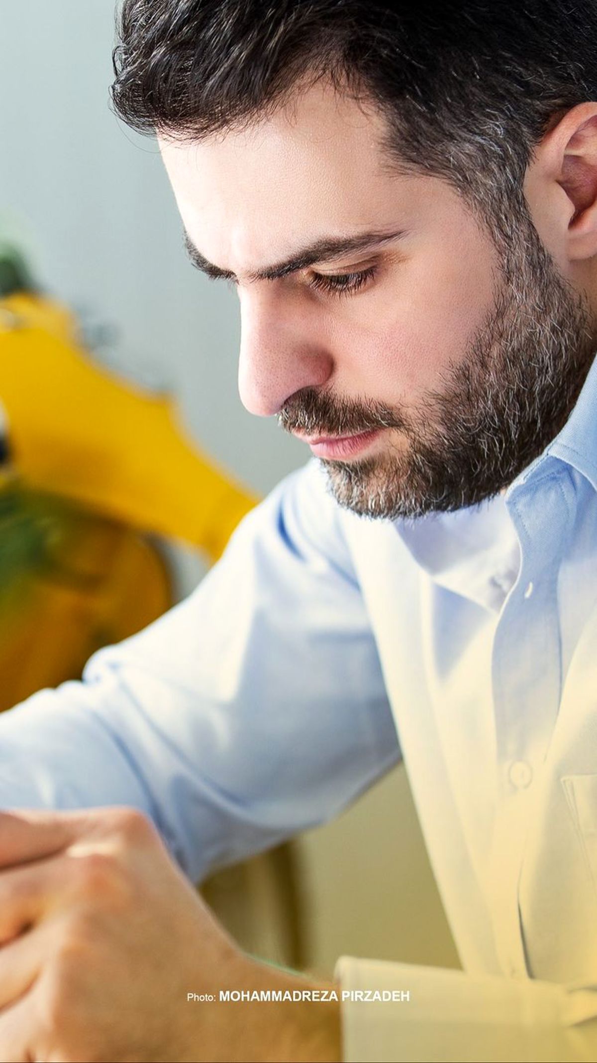 موهای علی ضیا هم سفید شد + عکس