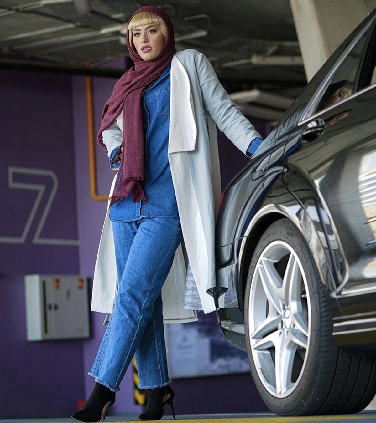 ماشین لاکچری ریحانه پارسا + عکس