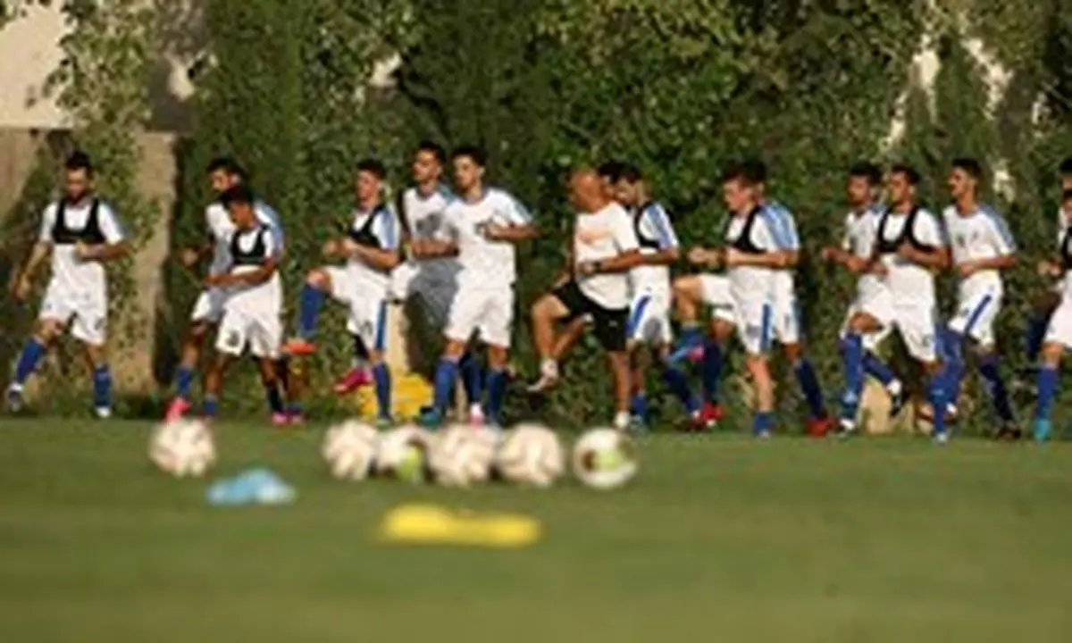 تمرین استقلال پشت درهای بسته برگزار می‌شود