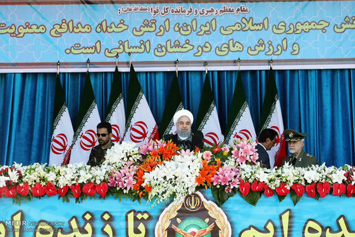 همسایگان بدانند نیروهای مسلح ما نگاهبان صلح و امنیت منطقه‌اند