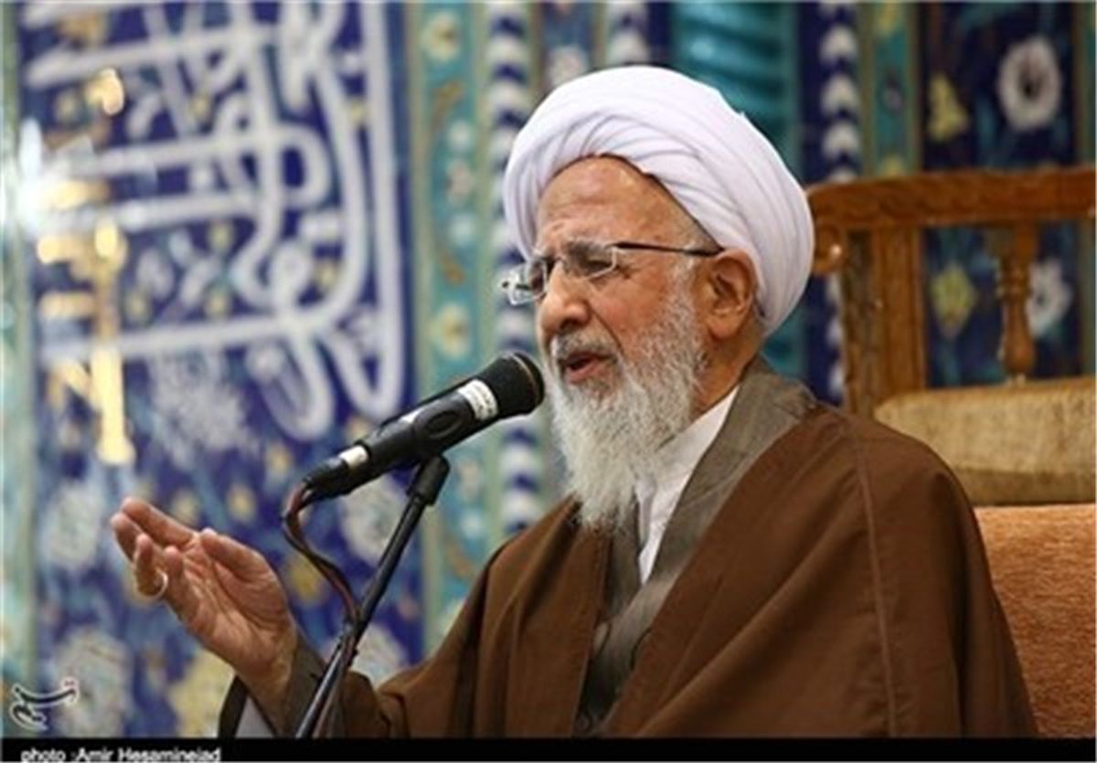 جوادی آملی: سیاست انقباضی بانک‌ها تولید را نابود می‌کند